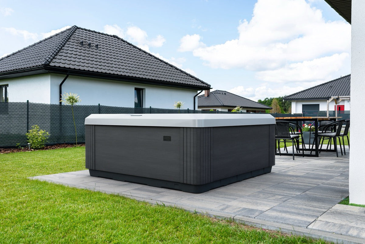 Calm Series Bullfrog Spas